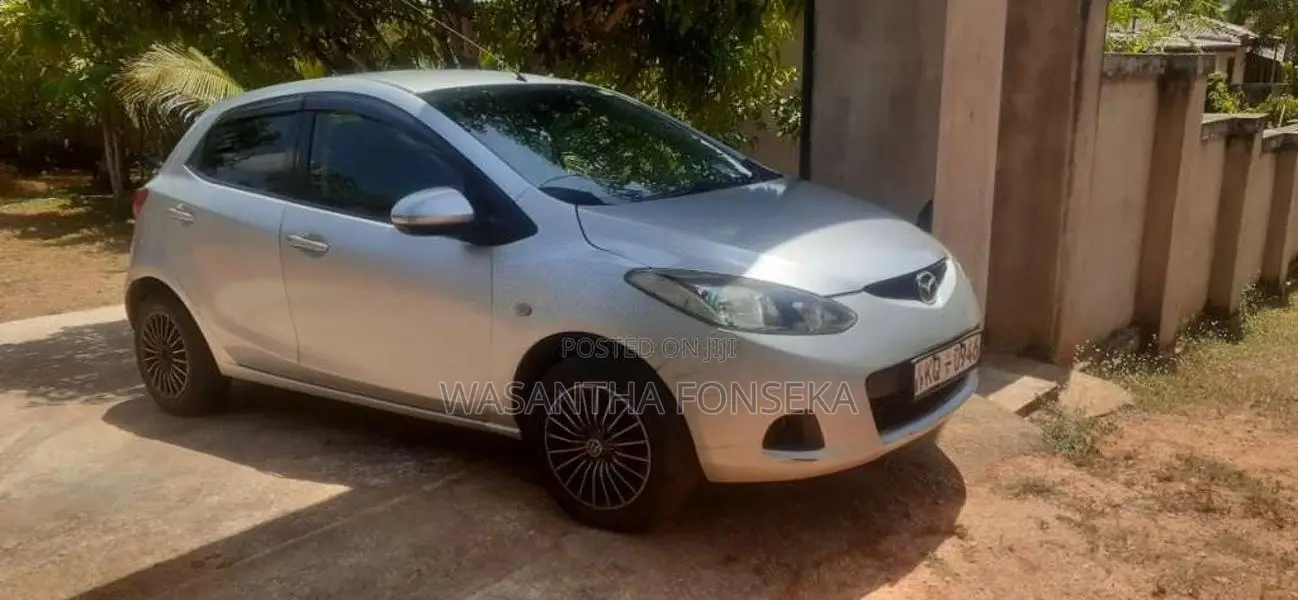 Mazda Demio 2009 Car (Used)