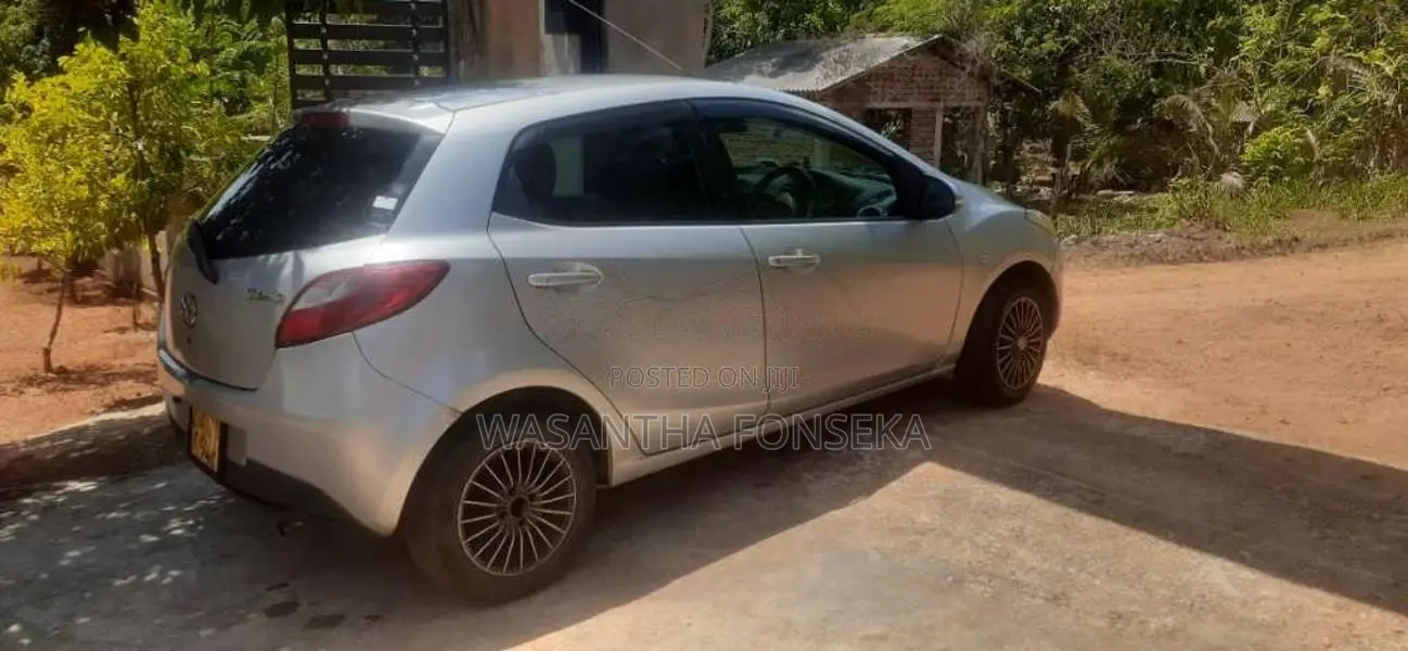 Mazda Demio 2009 Car (Used)