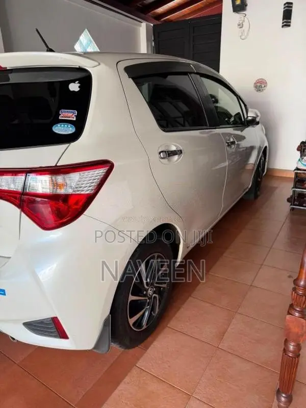 Toyota Vitz 2019 Car (Used)