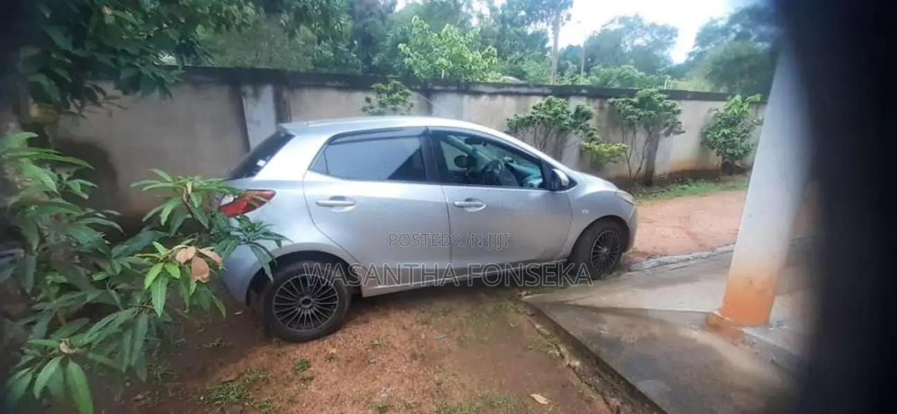 Mazda Demio 2009 Car (Used)