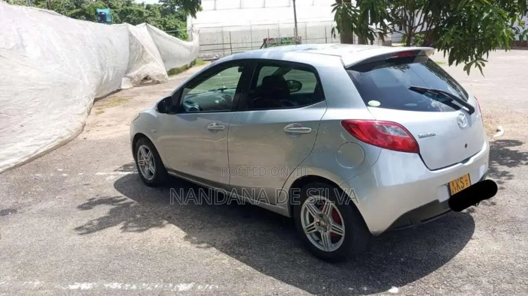 Mazda Demio 2009 Car (Used)