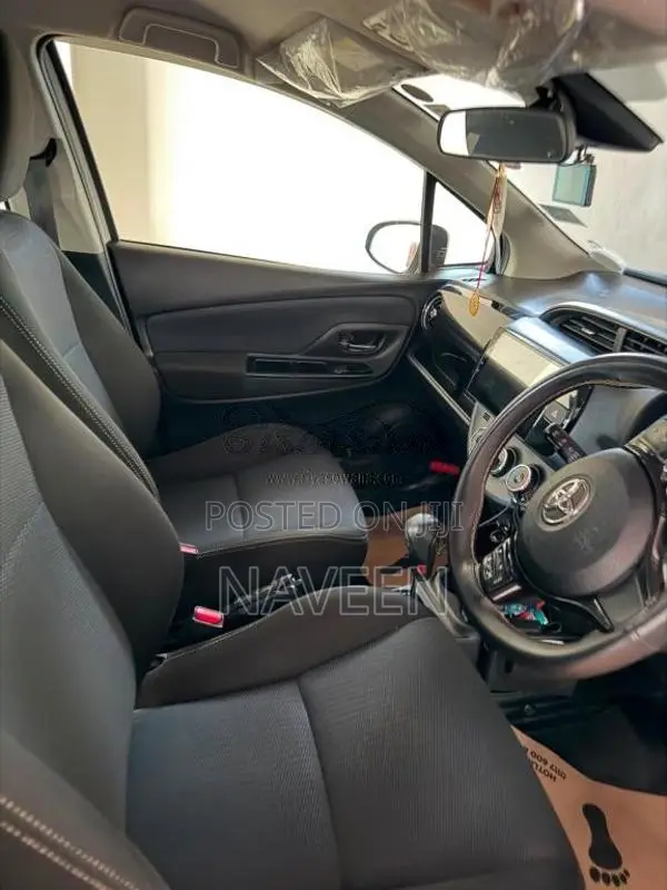 Toyota Vitz 2019 Car (Used)