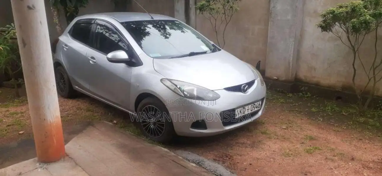 Mazda Demio 2009 Car (Used)