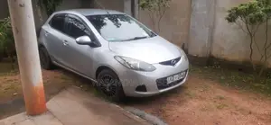 Mazda Demio 2009 Car (Used)
