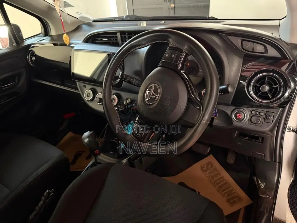 Toyota Vitz 2019 Car (Used)