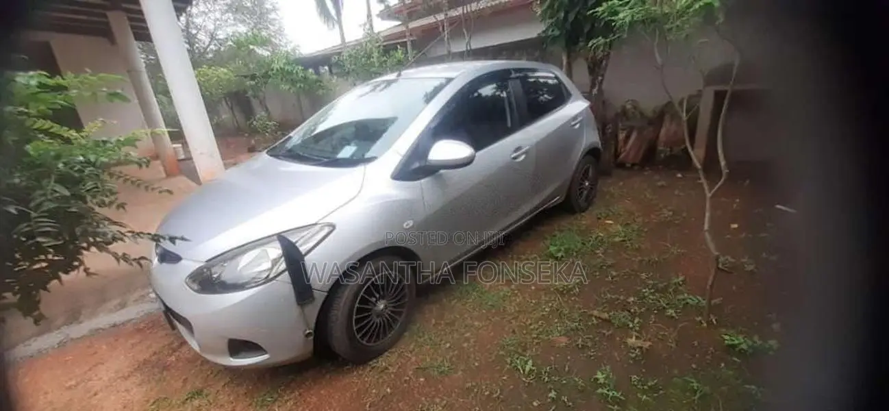 Mazda Demio 2009 Car (Used)