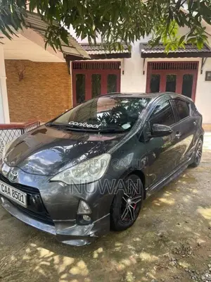 Toyota Aqua 2014 Car (Used)