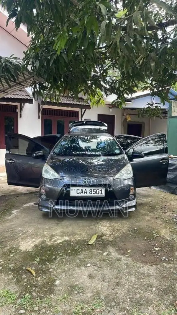 Toyota Aqua 2014 Car (Used)