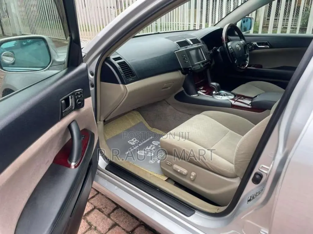 Toyota Mark X 250G 2011 Car (Used)