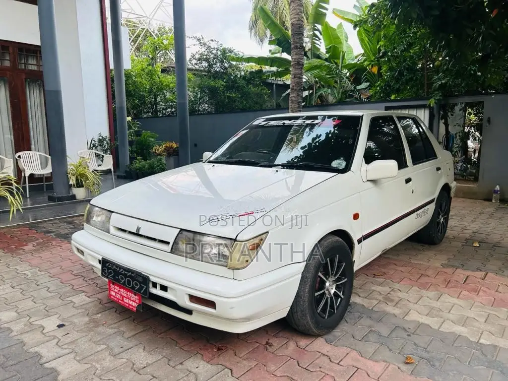 Isuzu Gemini 1990 Car (Used)