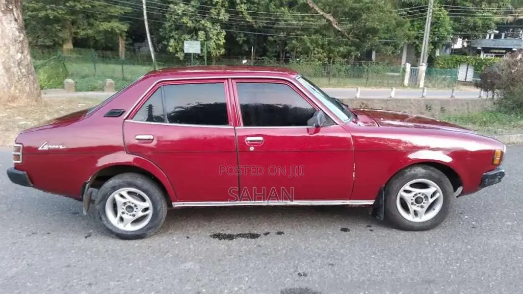 Mitsubishi Lancer Flat Light 1982 Car (Used)