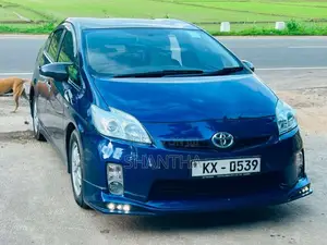 Toyota Prius 2010 Car (Used)