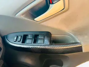 Toyota Prius 2010 Car (Used)