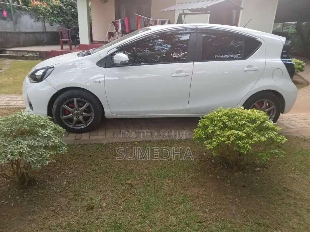 Toyota Aqua G Limited 2015 Car (Used)