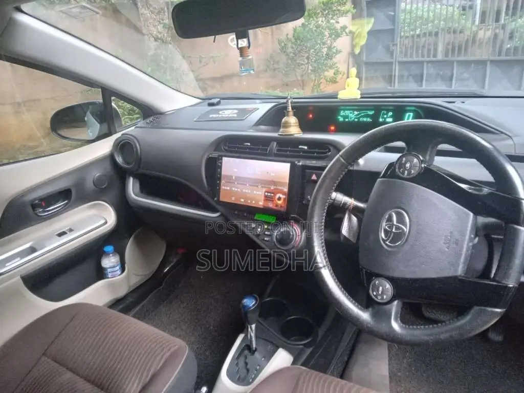Toyota Aqua G Limited 2015 Car (Used)