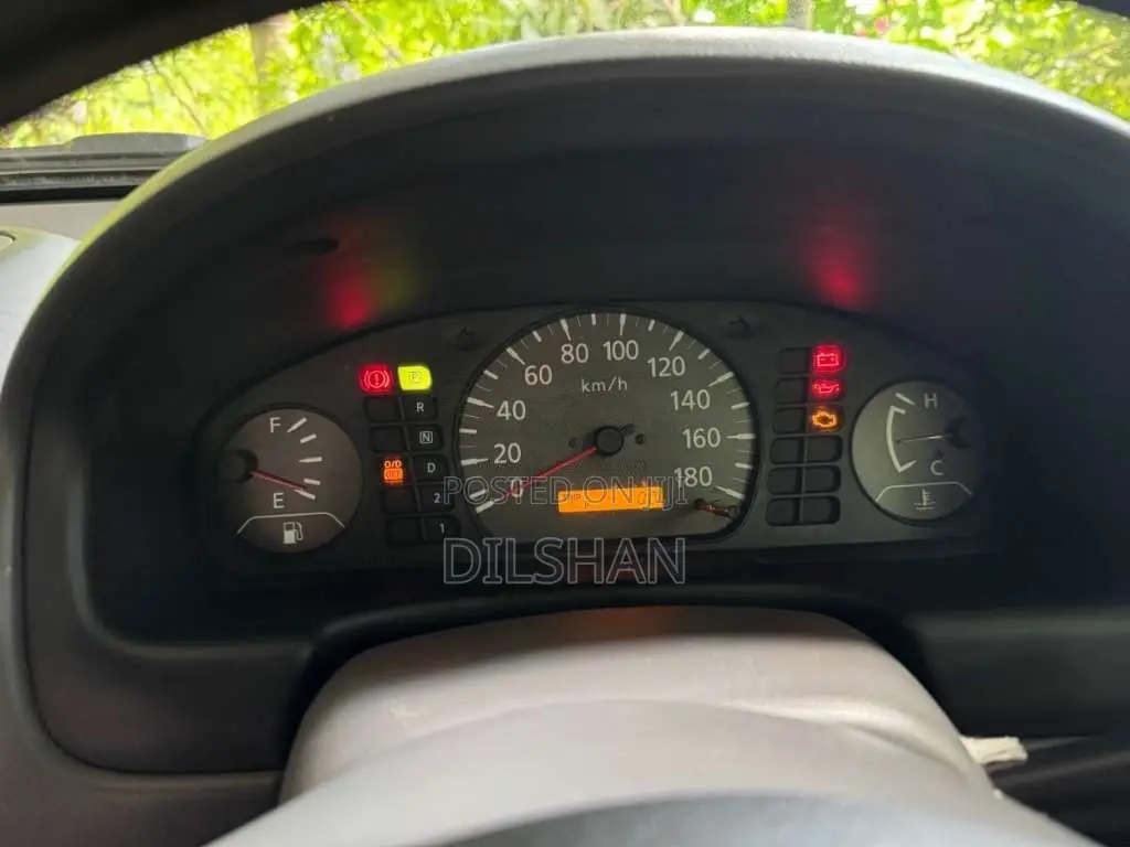 Nissan FB15 2000 Car (Used)