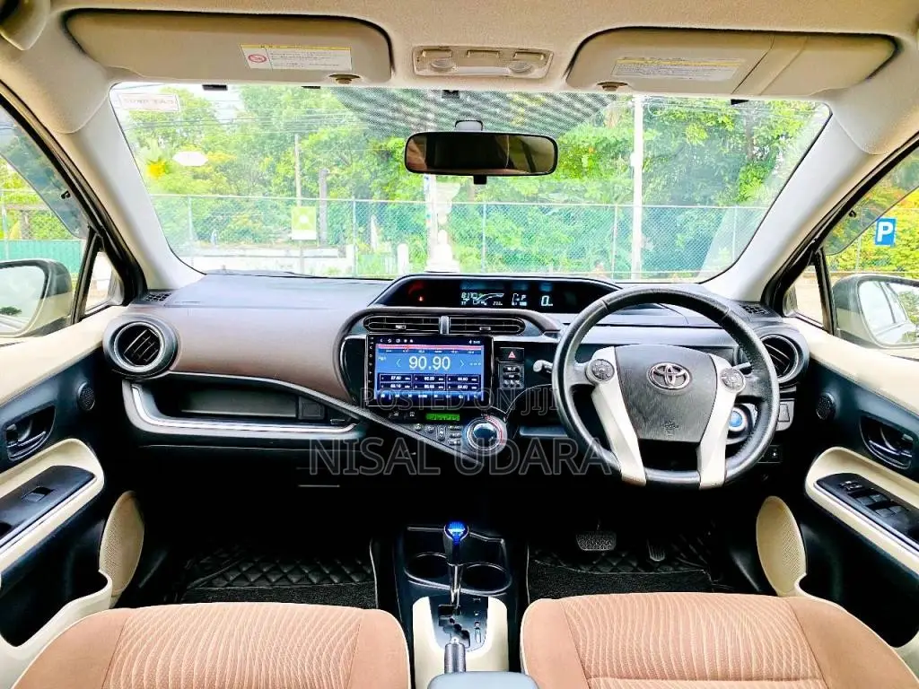 Toyota Aqua G LIMITED 2014 Car (Used)