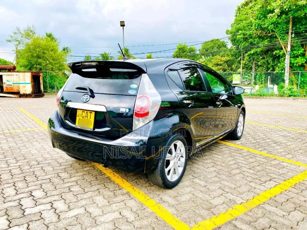 Toyota Aqua G LIMITED 2014 Car (Used)