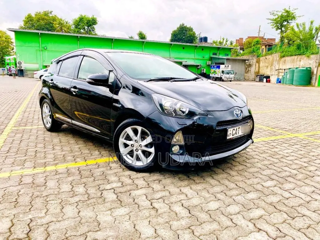 Toyota Aqua G LIMITED 2014 Car (Used)