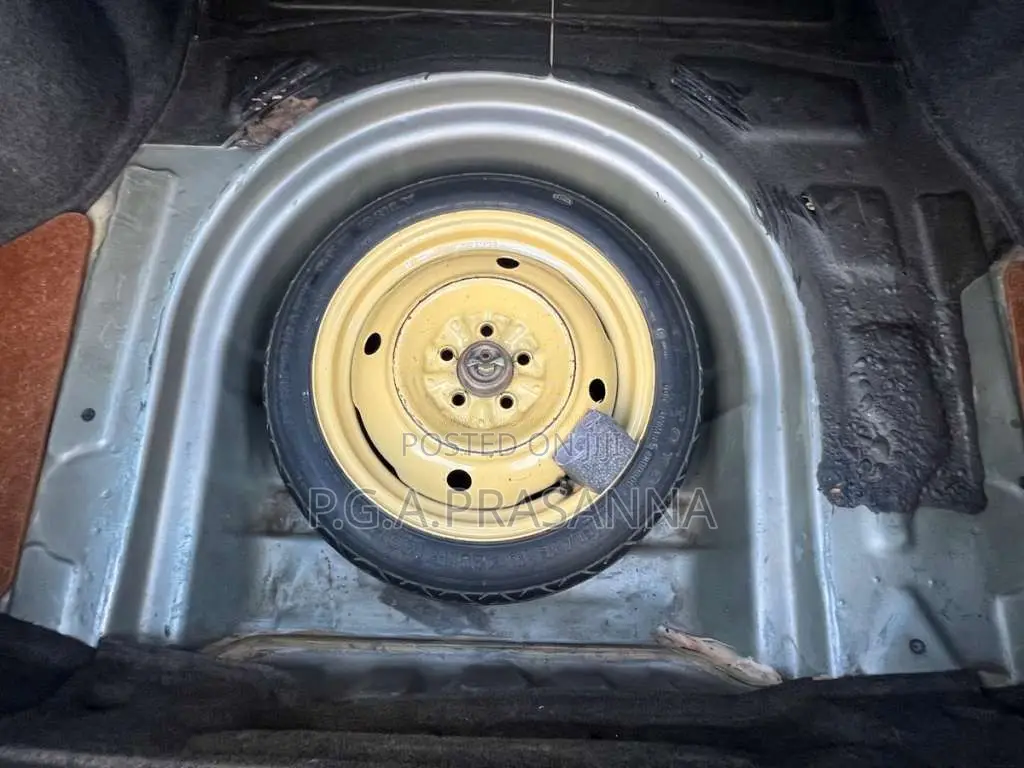 Toyota Corona Premio 2000 Car (Used)