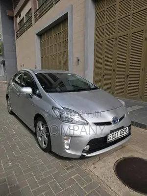Toyota Prius 2014 Car (Used)