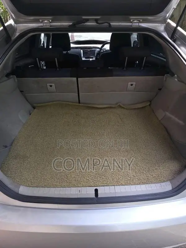 Toyota Prius 2014 Car (Used)