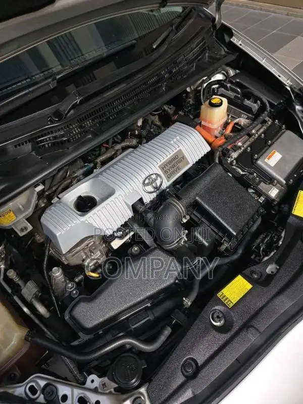 Toyota Prius 2014 Car (Used)
