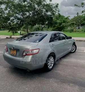 Toyota Camry Hybrid 2011 Car (Used)