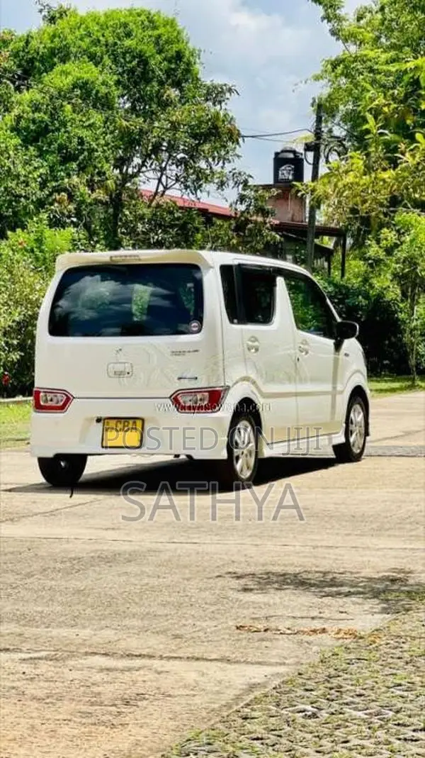 Suzuki Wagon R FZ 2018 Car (Used)