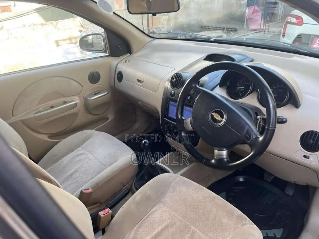 Chevrolet Aveo 2012 Car (Used)