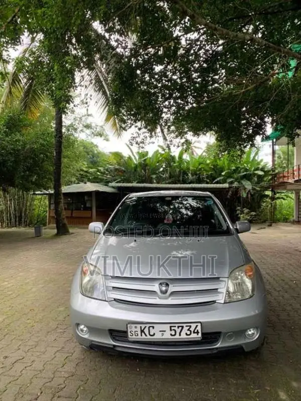 Toyota Ist 2003 Car (Used)