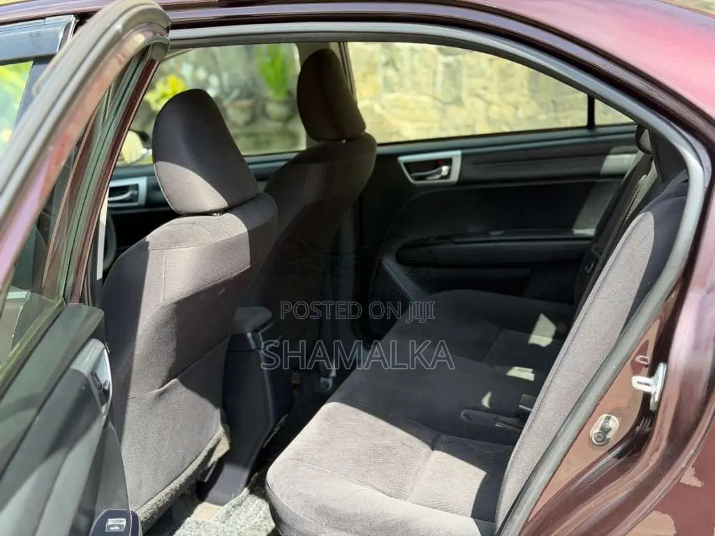 Toyota Axio G Grade 2015 Car (Used)