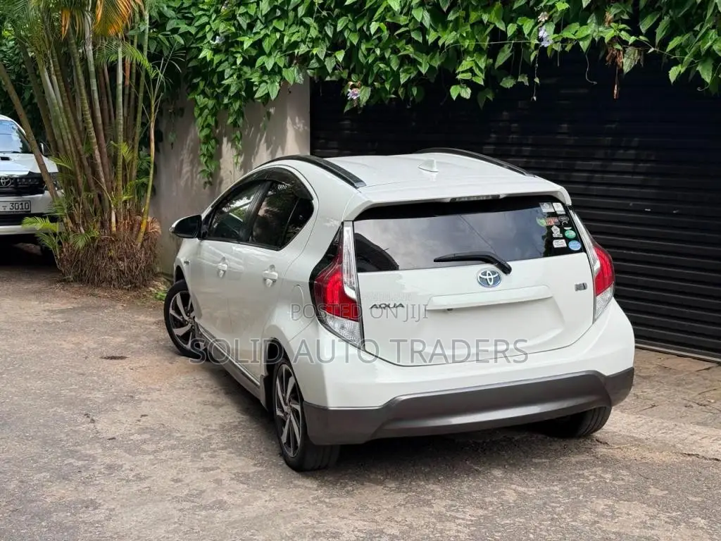 Toyota Aqua X Urban 2015 Car (Used)
