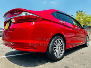 Honda Grace 2015 Car (Used)