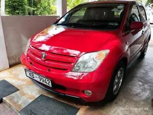 Toyota IST 2003 Car (Used)