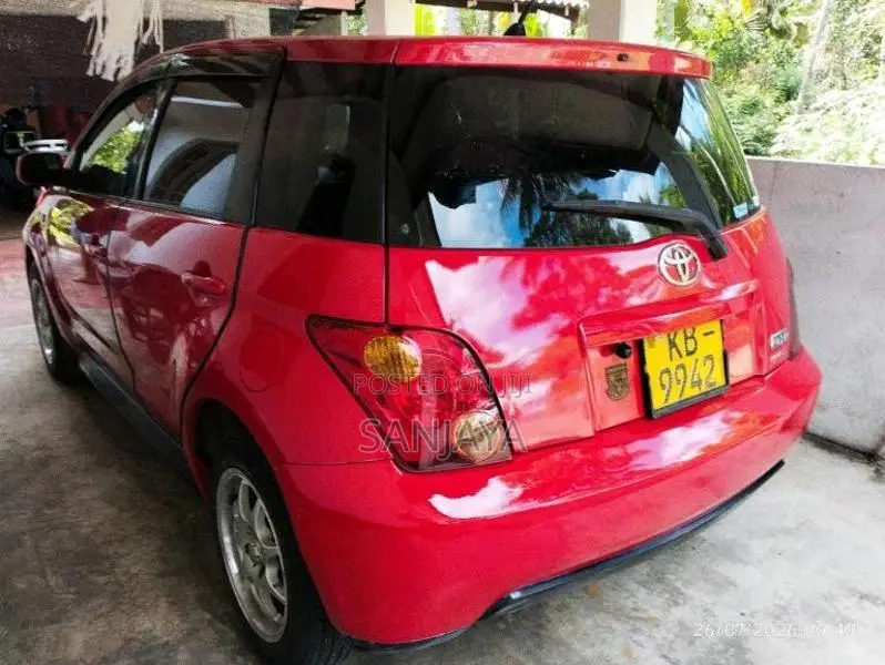 Toyota IST 2003 Car (Used)