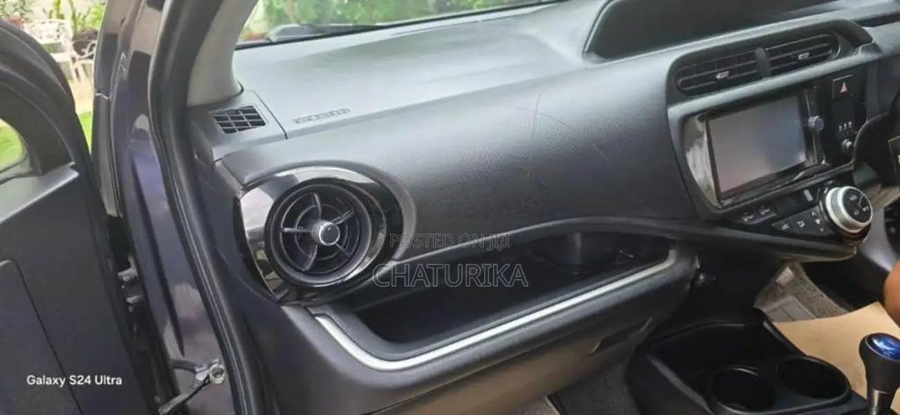 Toyota Aqua X Urban 2016 Car (Used)