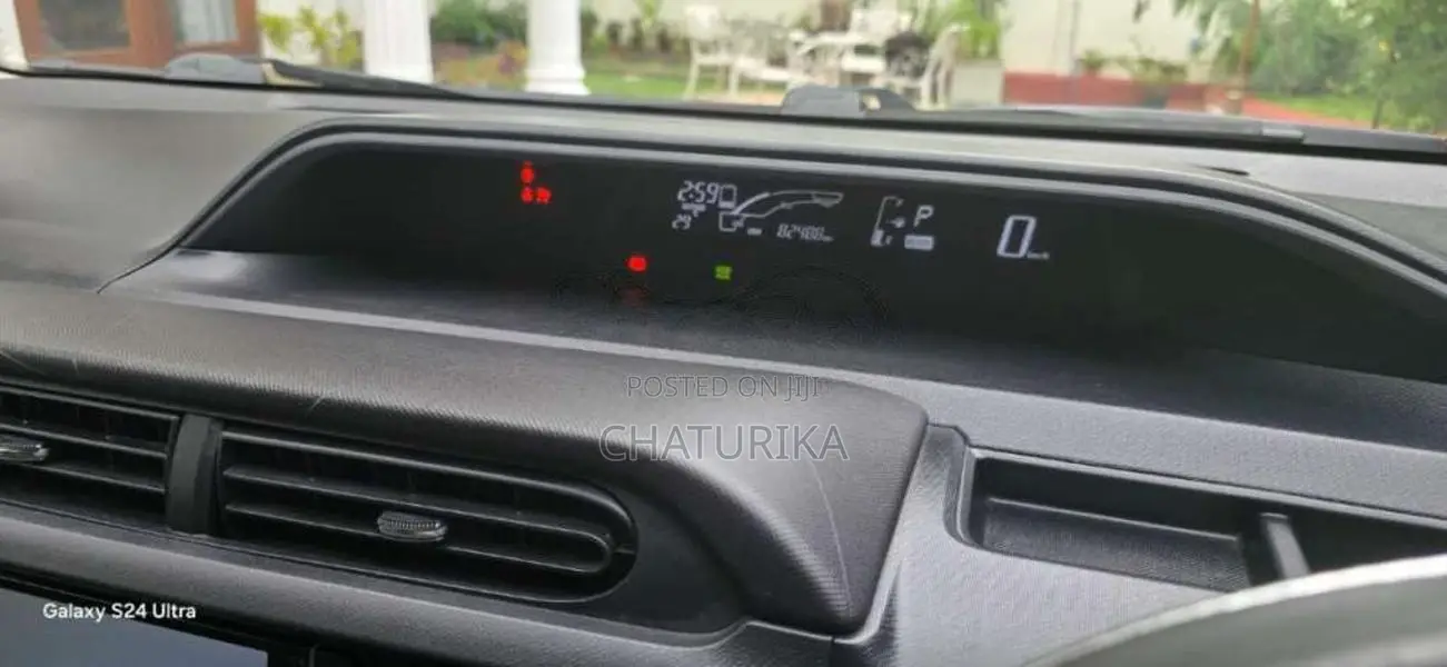 Toyota Aqua X Urban 2016 Car (Used)