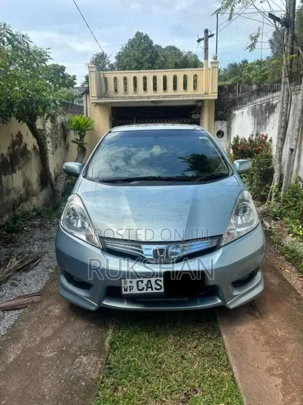 Honda Fit Shuttle GP2 2013 Car (Used)