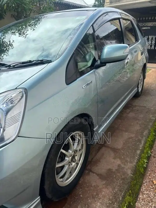 Honda Fit Shuttle GP2 2013 Car (Used)
