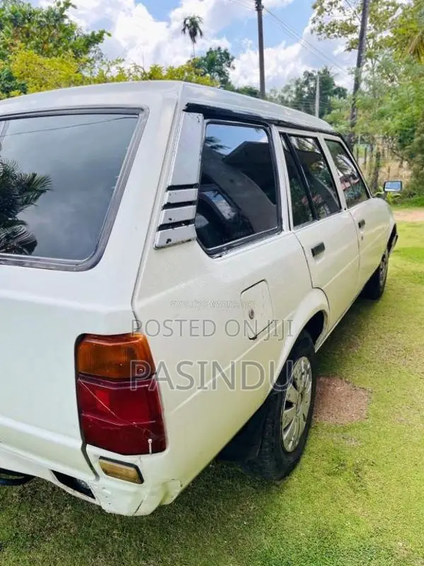 Toyota Dx Wagon 1985 Car (Used)