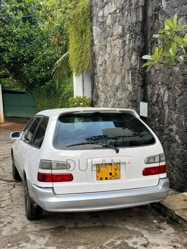 Toyota Corolla L Touring Elephant Back AE100 1998 Car (Used)