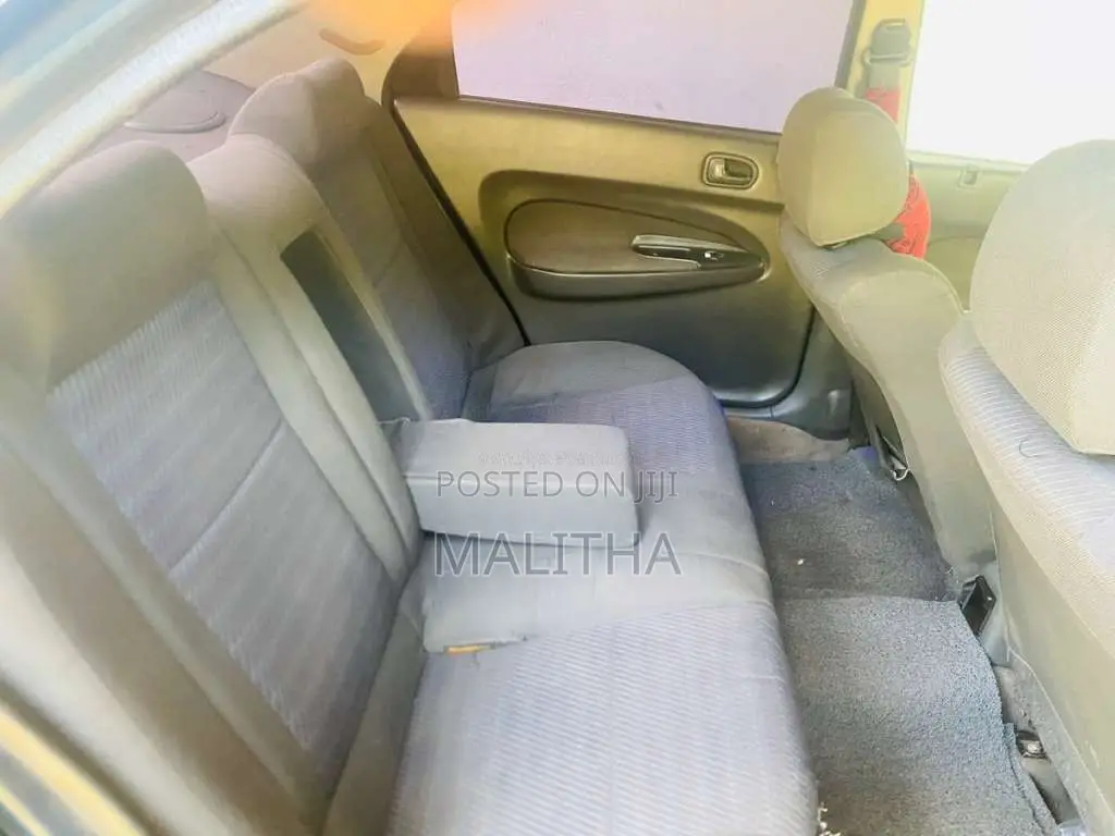 Mazda Familia Butterfly 323 1995 Car (Used)