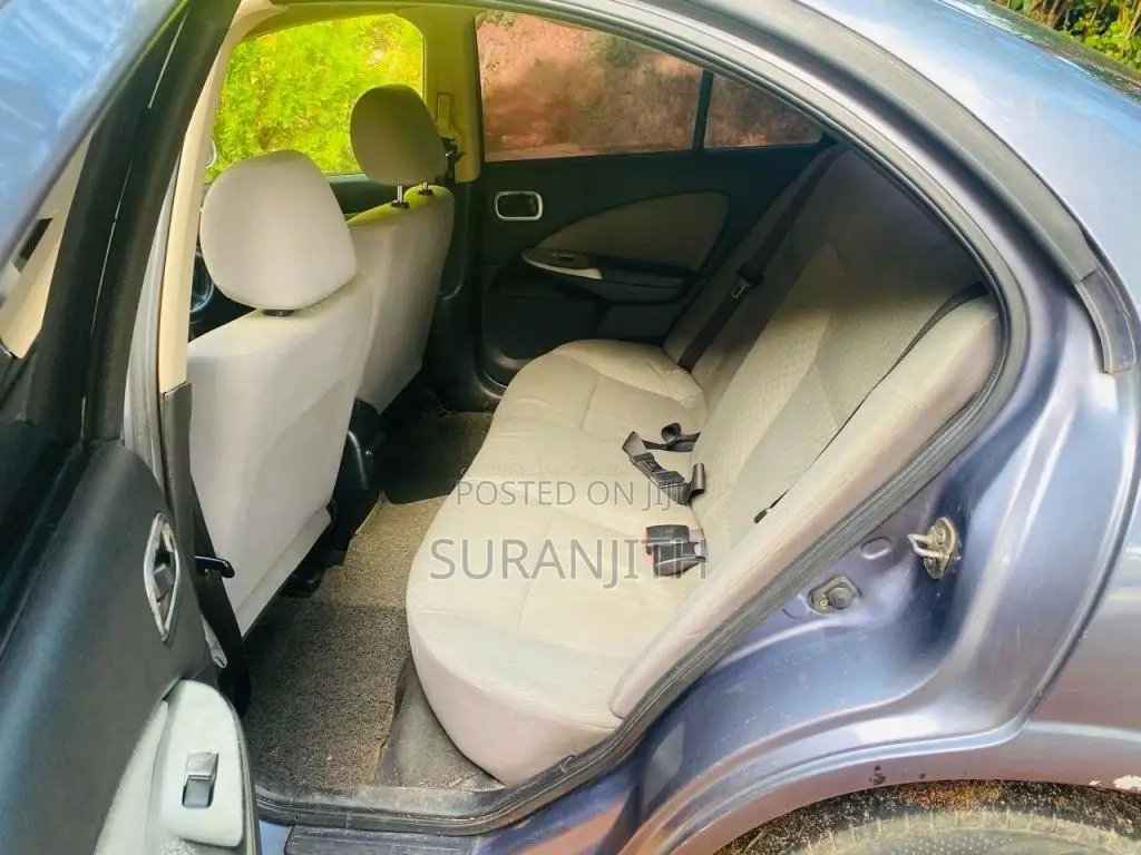 Nissan Sunny 2005 Car (Used)