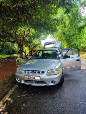 Hyundai Accent 2001 Car (Used)