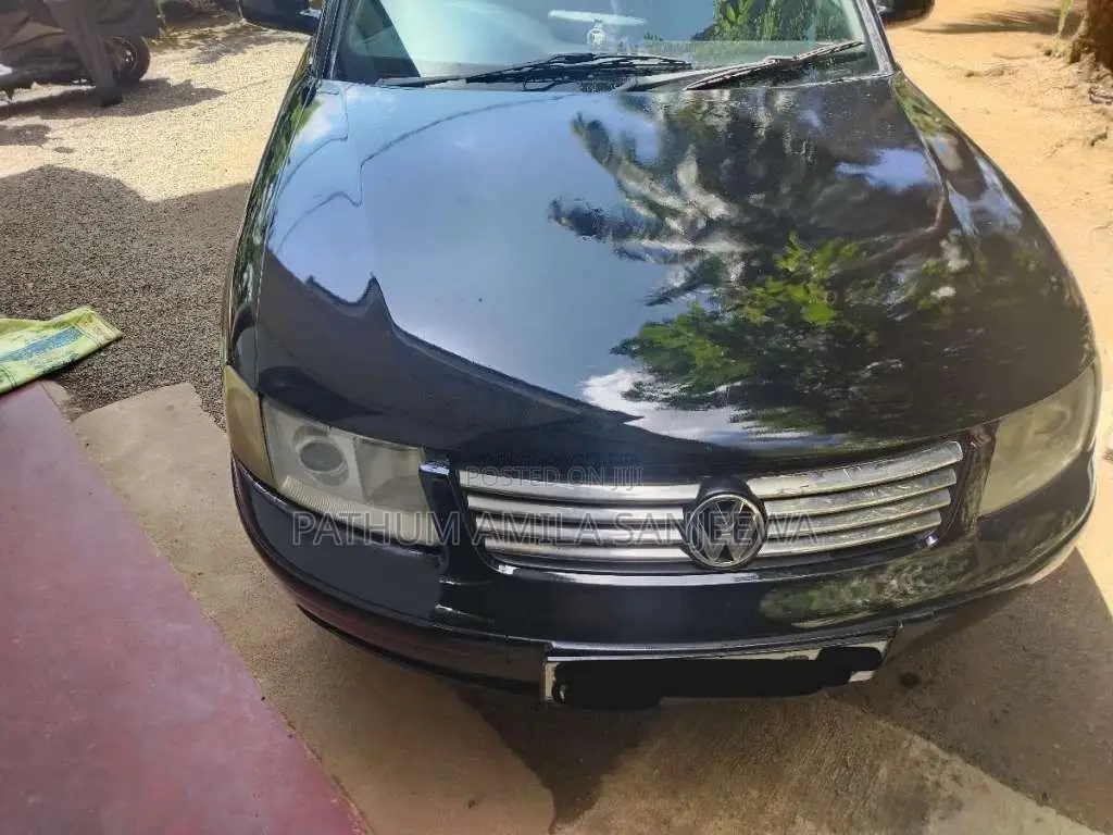 Volkswagen Passat 2002 Car (Used)