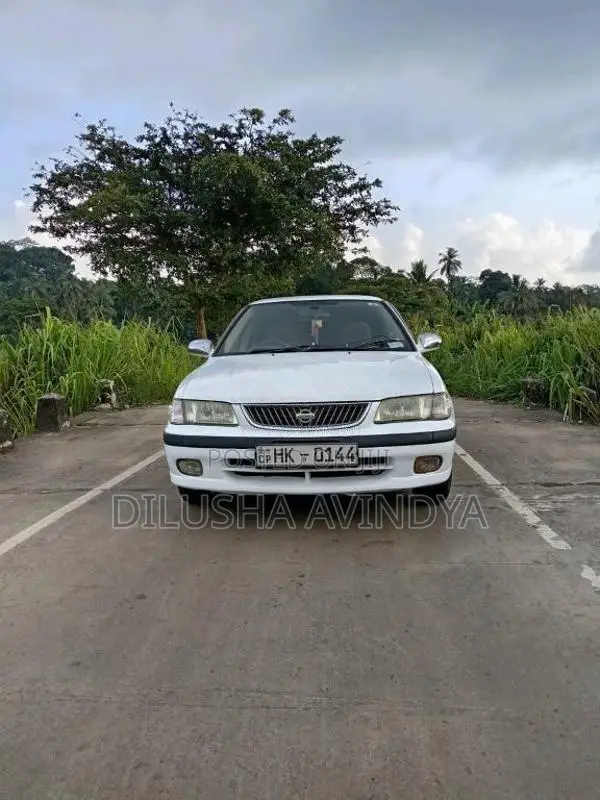 Nissan FB15 2000 Car (Used)