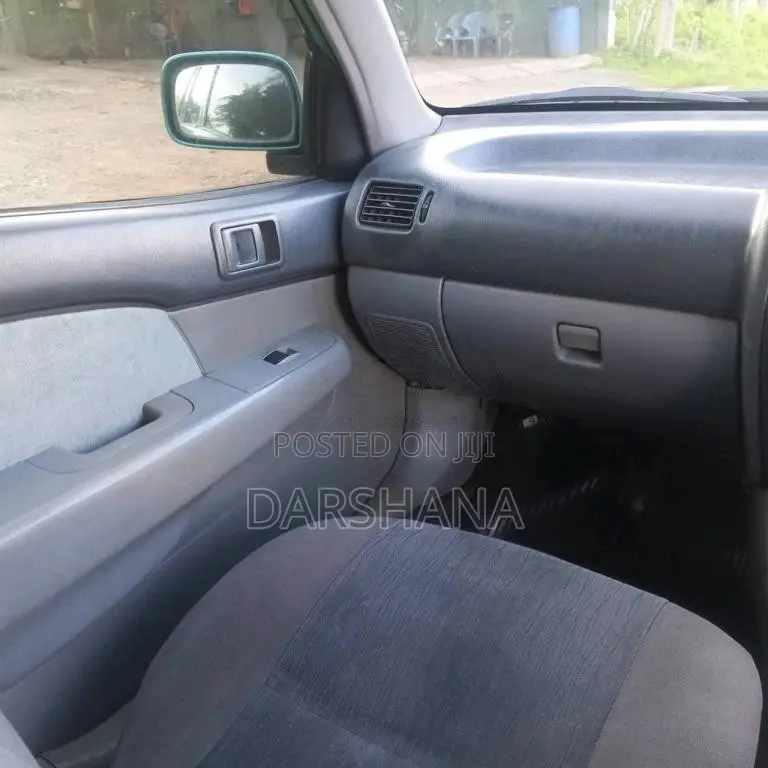 Toyota starlet 2002 Car (Used)