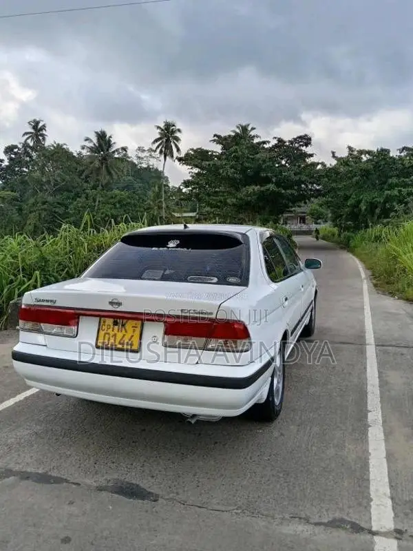 Nissan FB15 2000 Car (Used)