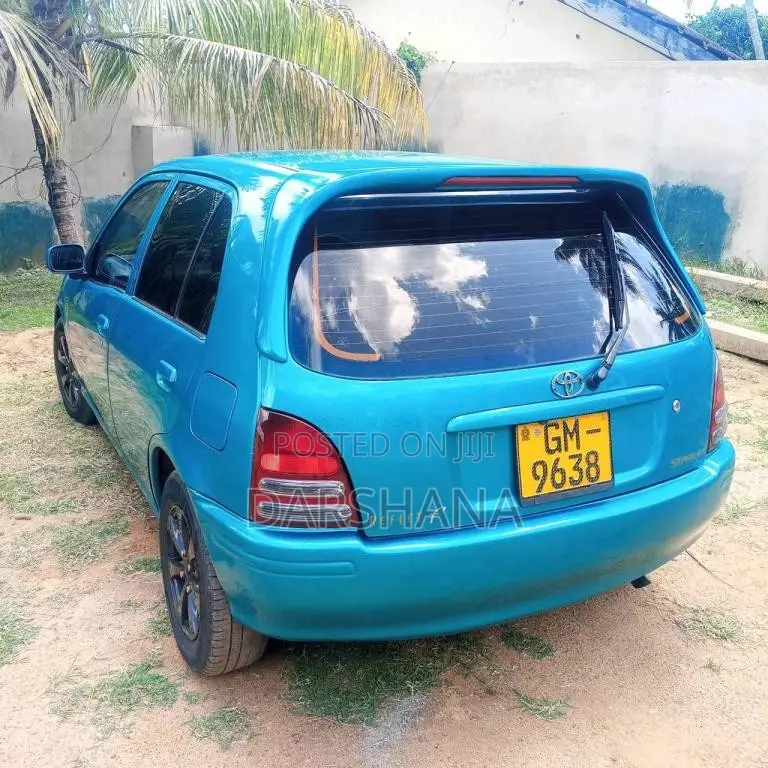 Toyota starlet 2002 Car (Used)